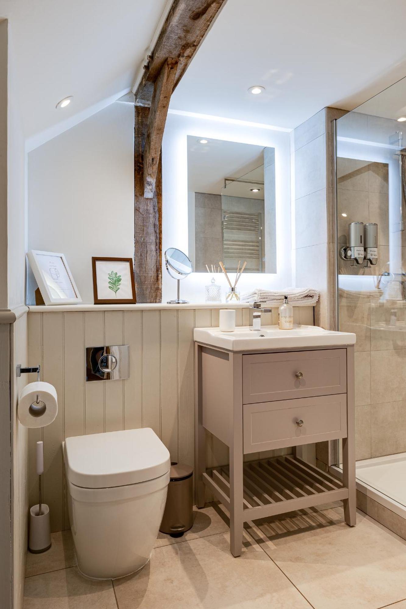 Willa Oak Tree Hideaway Whitchurch  Zewnętrze zdjęcie